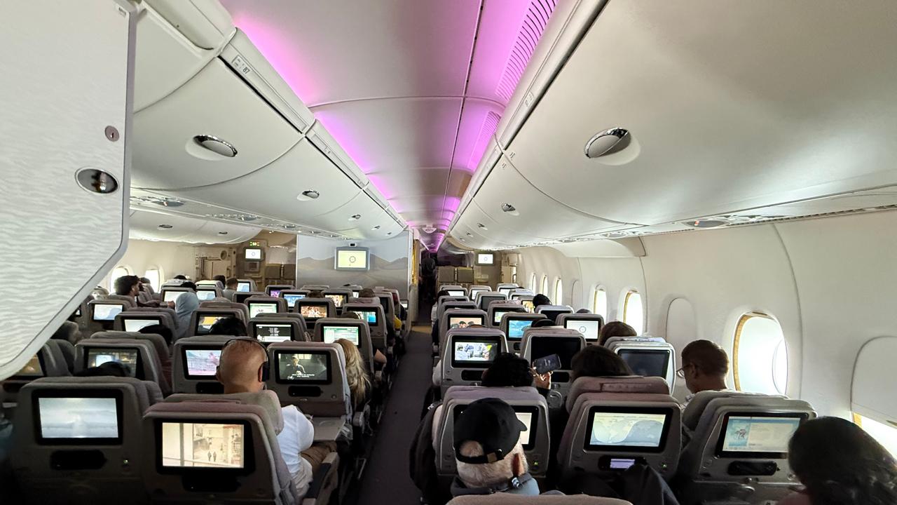 Como é viajar no maior avião de passageiros do mundo