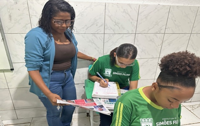 Estudantes criam hemeroteca digital com edições do Jornal A TARDE