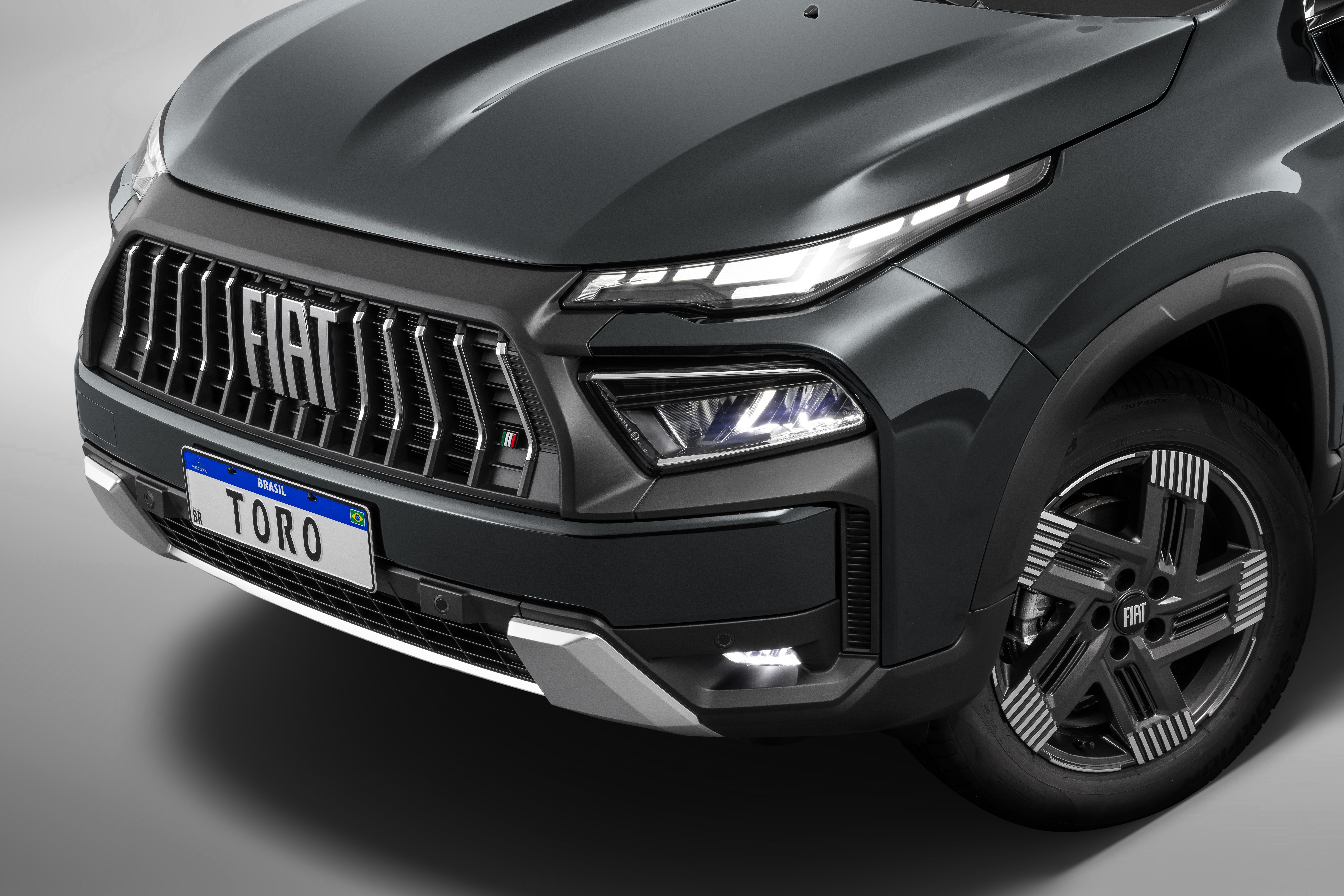 Fiat Toro 2026 chega com design moderno, mais tecnologia e novos preços