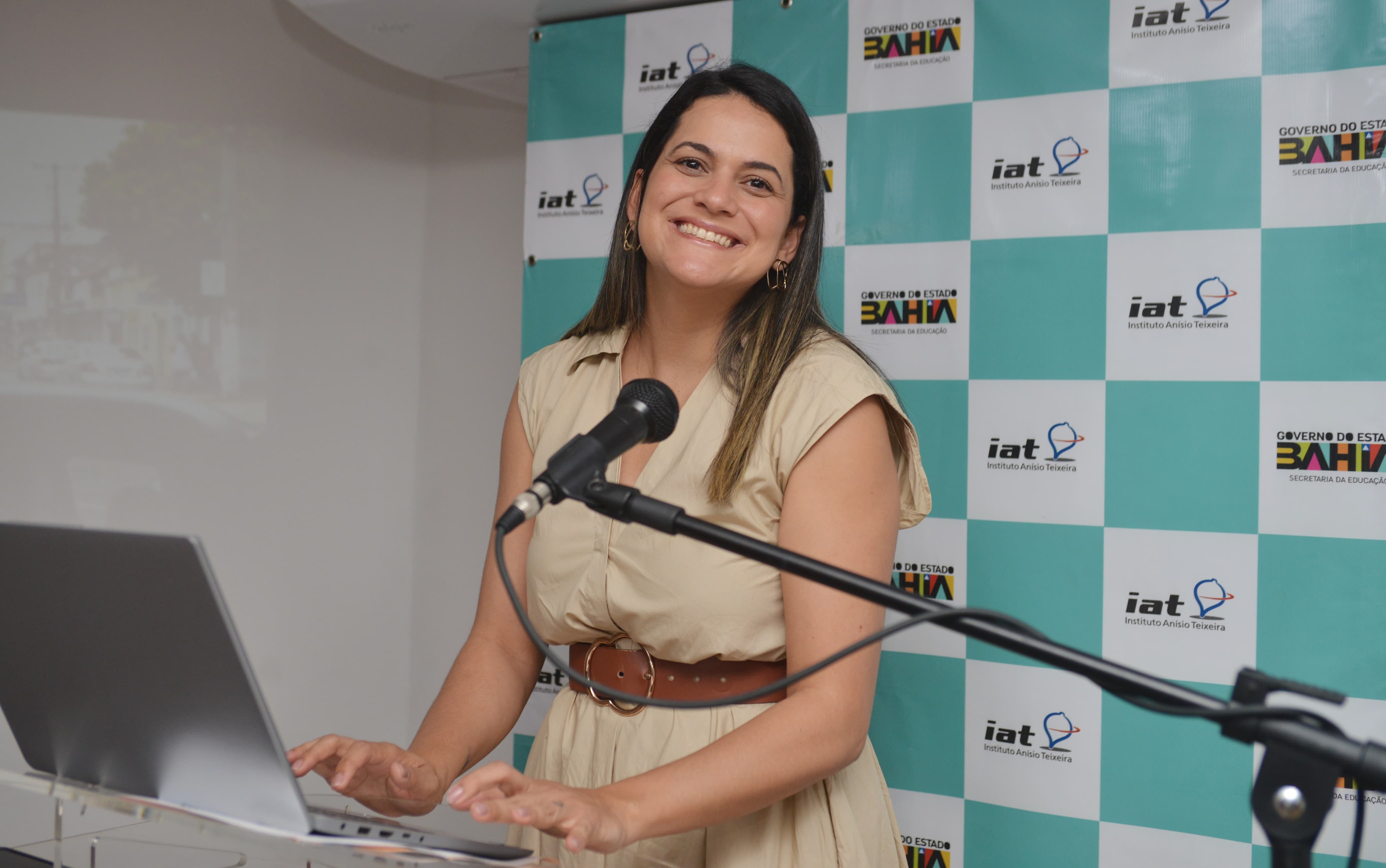 Professores debatem direção defensiva em workshop