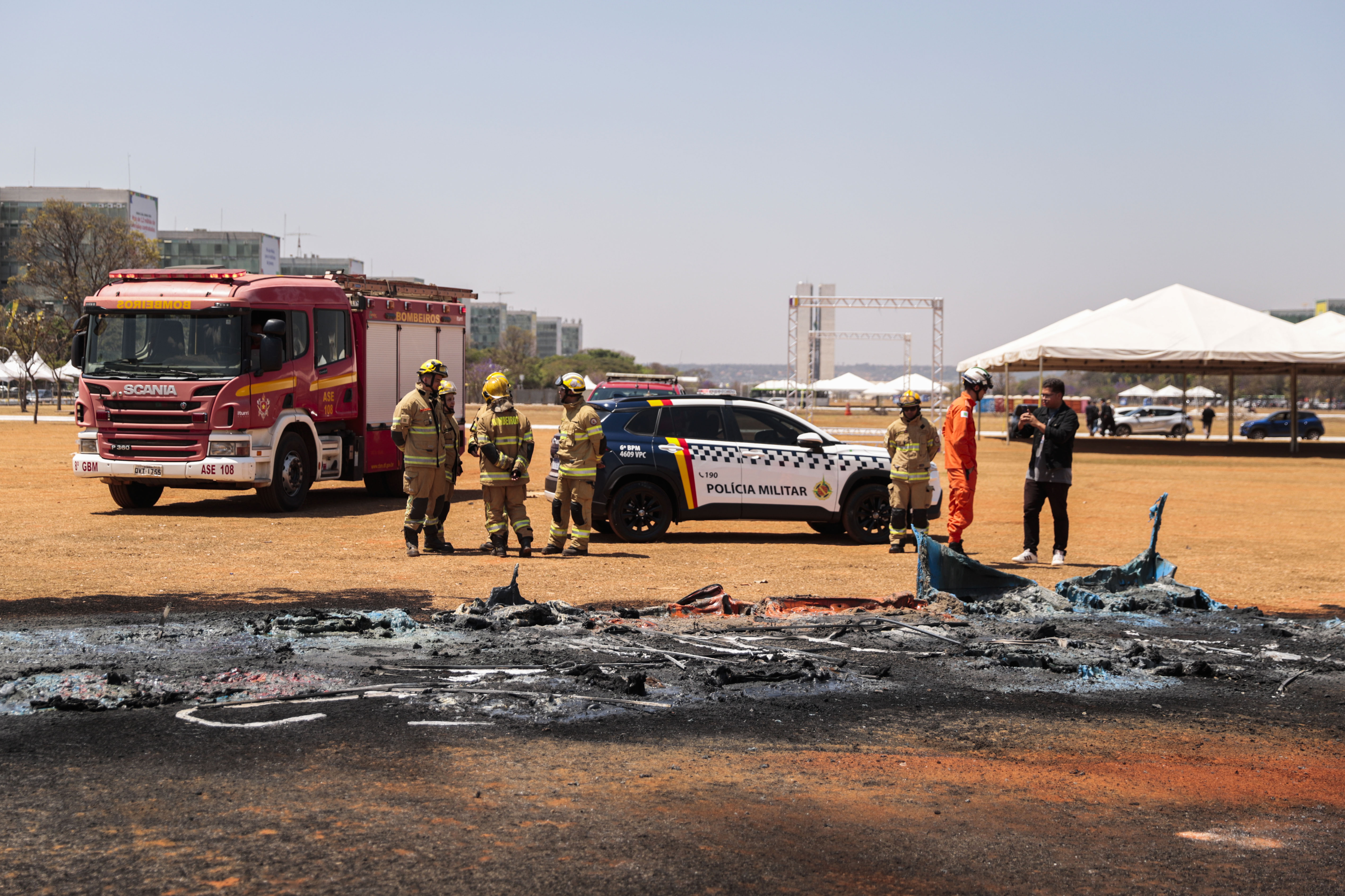 Incêndio nos banheiros químicos
