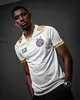 “O Arrepio Que Veste a Pele”: Bahia lança camisa preta com o Afropunk