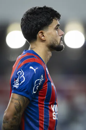 Em baixa, Cauly e Iago podem virar opção em meio aos desfalques do Bahia