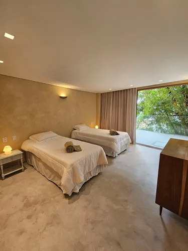 Diária de R$ 7 mil: conheça casa de Fernanda Paes Leme em Salvador