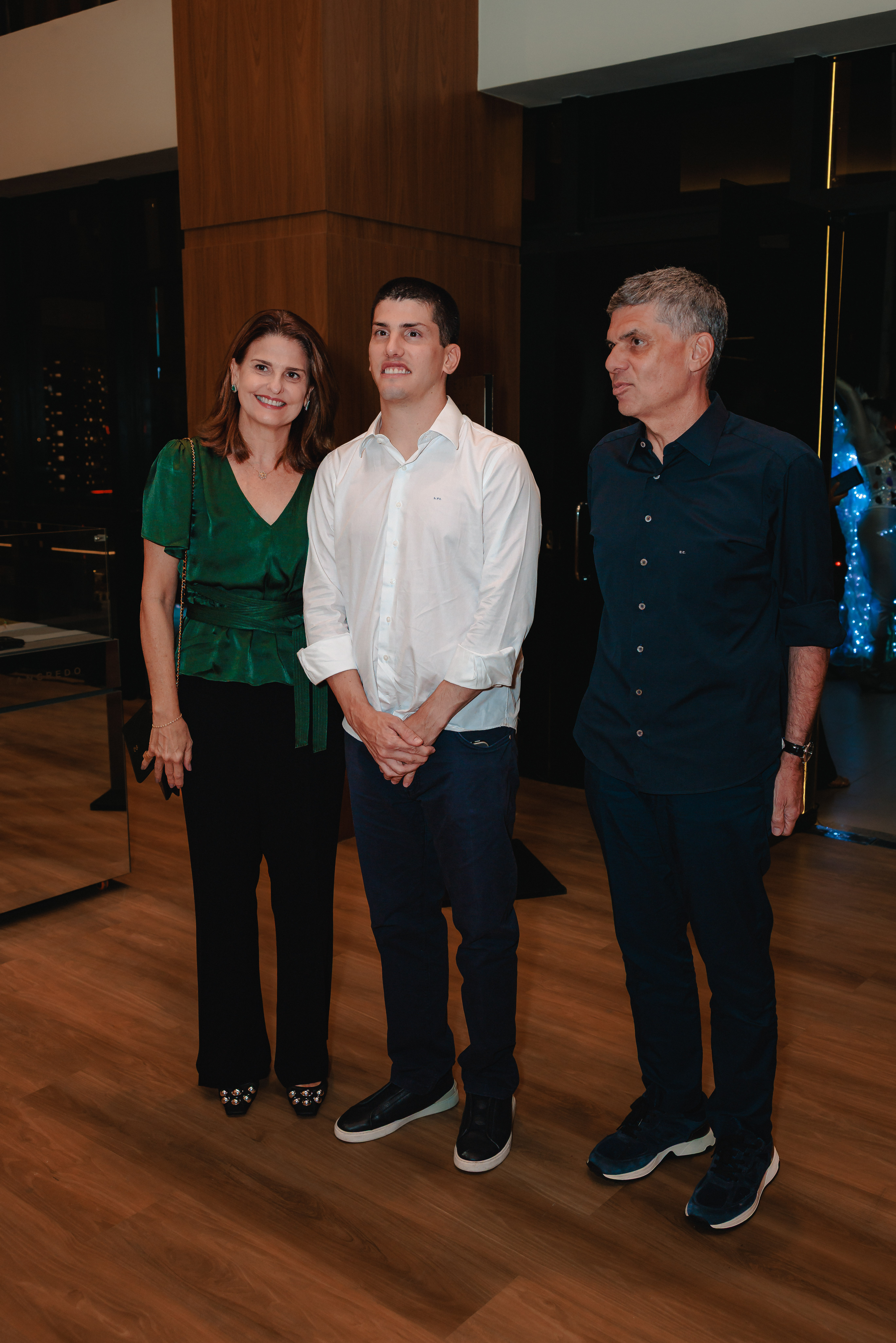 André Guimarães apresenta artistas do Art Studio Tancredo