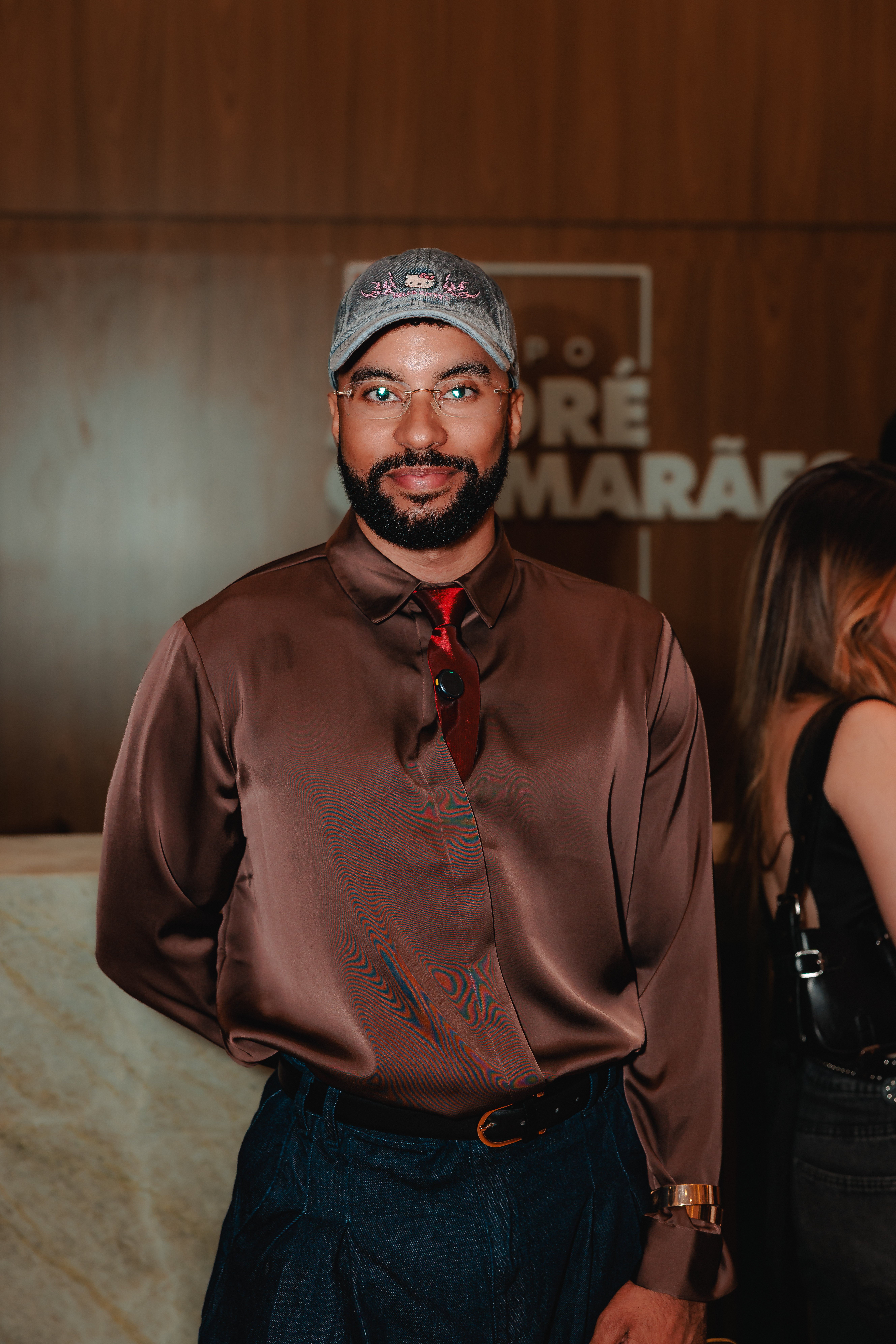 André Guimarães apresenta artistas do Art Studio Tancredo