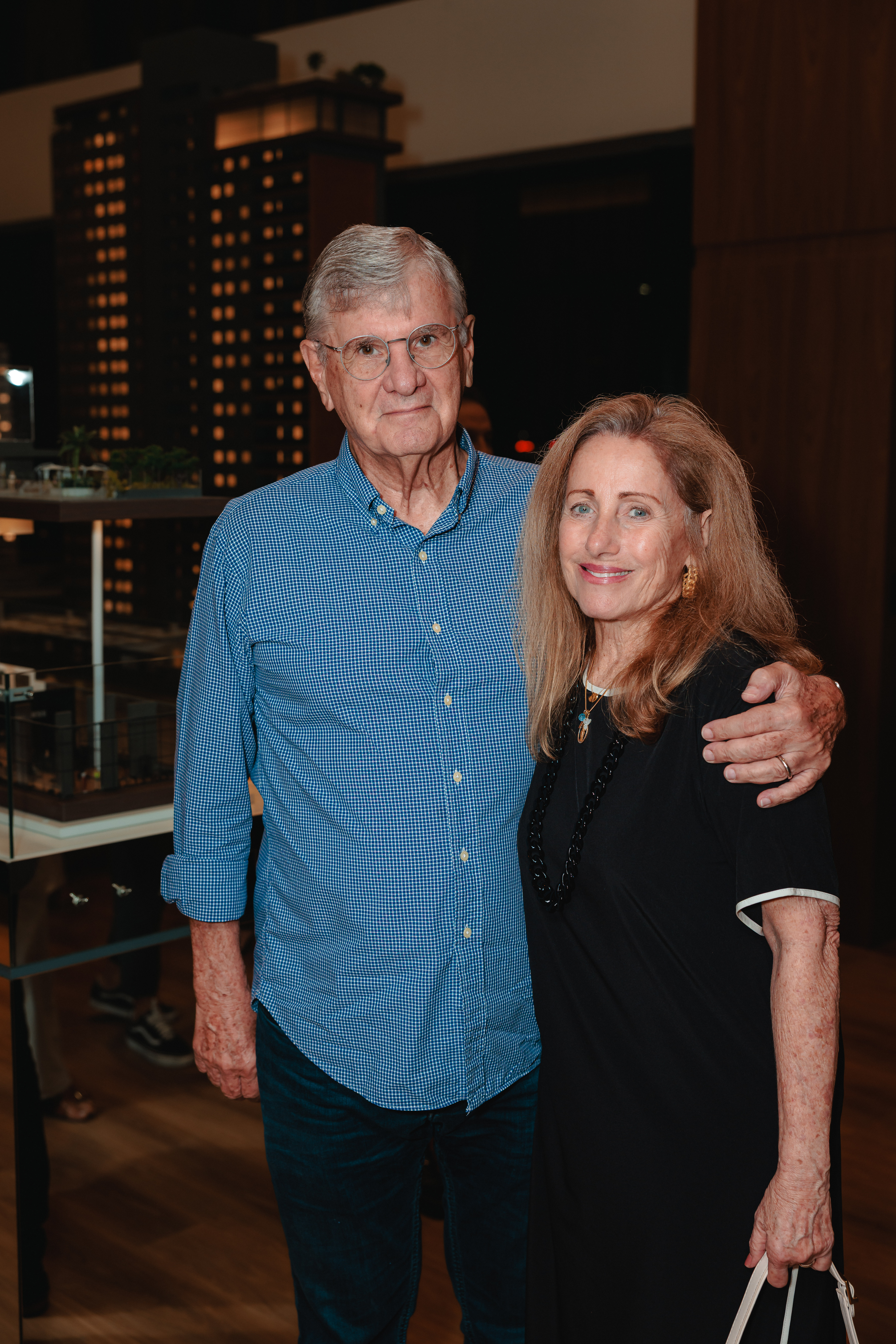 André Guimarães apresenta artistas do Art Studio Tancredo