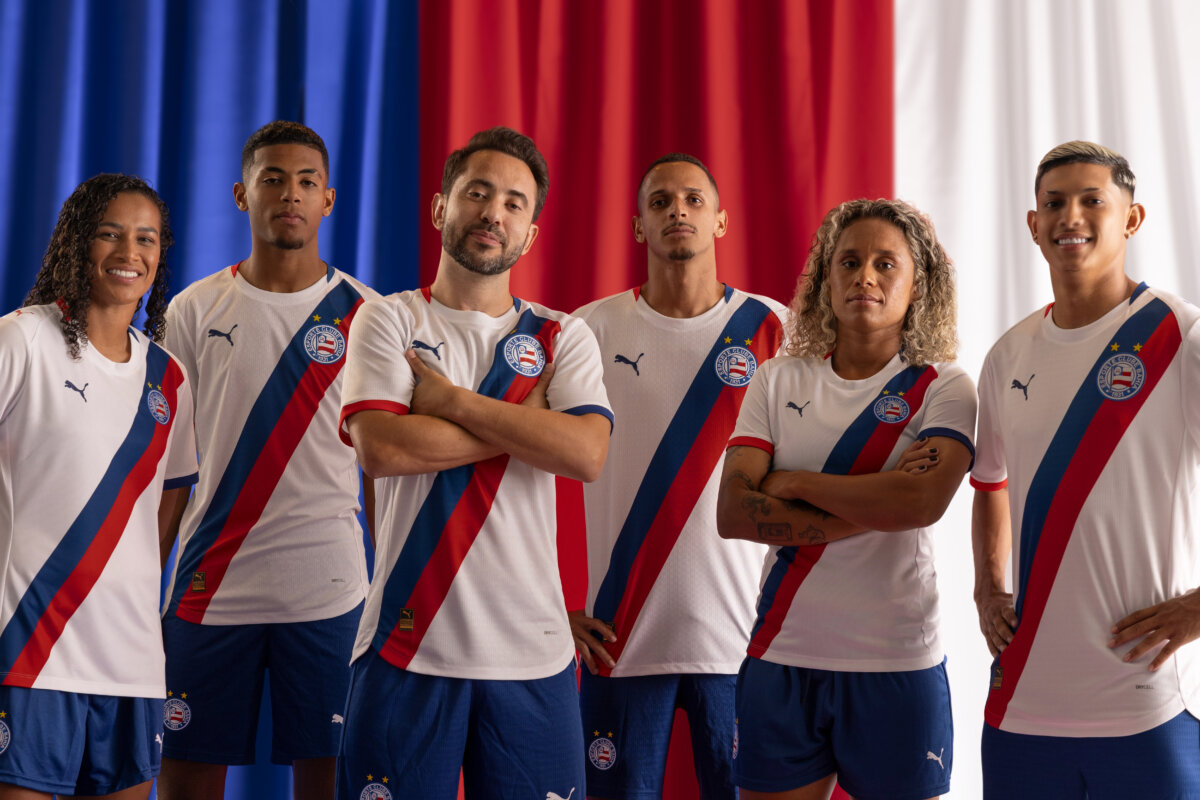 Bahia lança camisa principal para temporada 2026; veja fotos