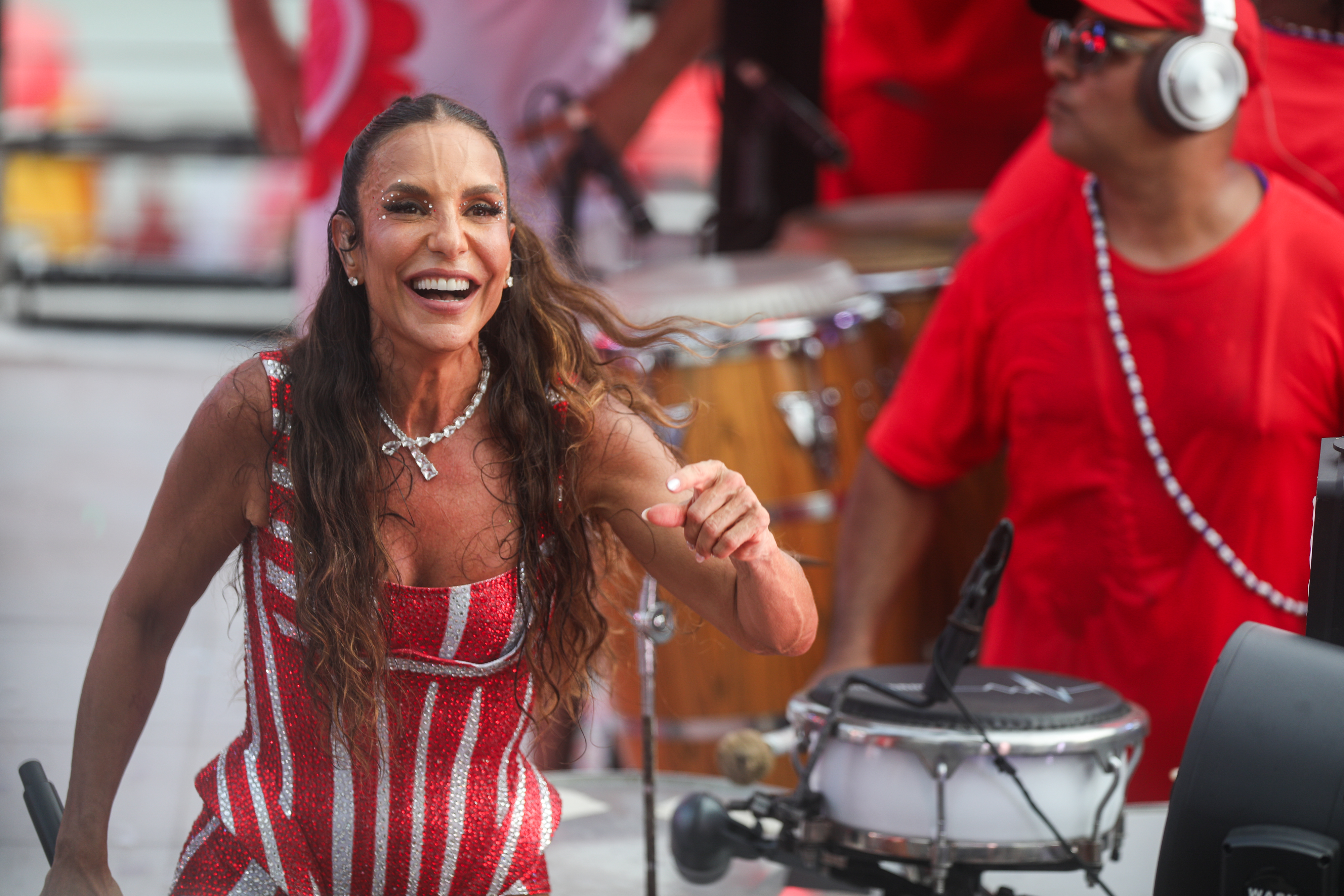 Com mais de 11 milhões de minutos assistidos, A TARDE Folia 2026 quadruplica audiência da Claro TV