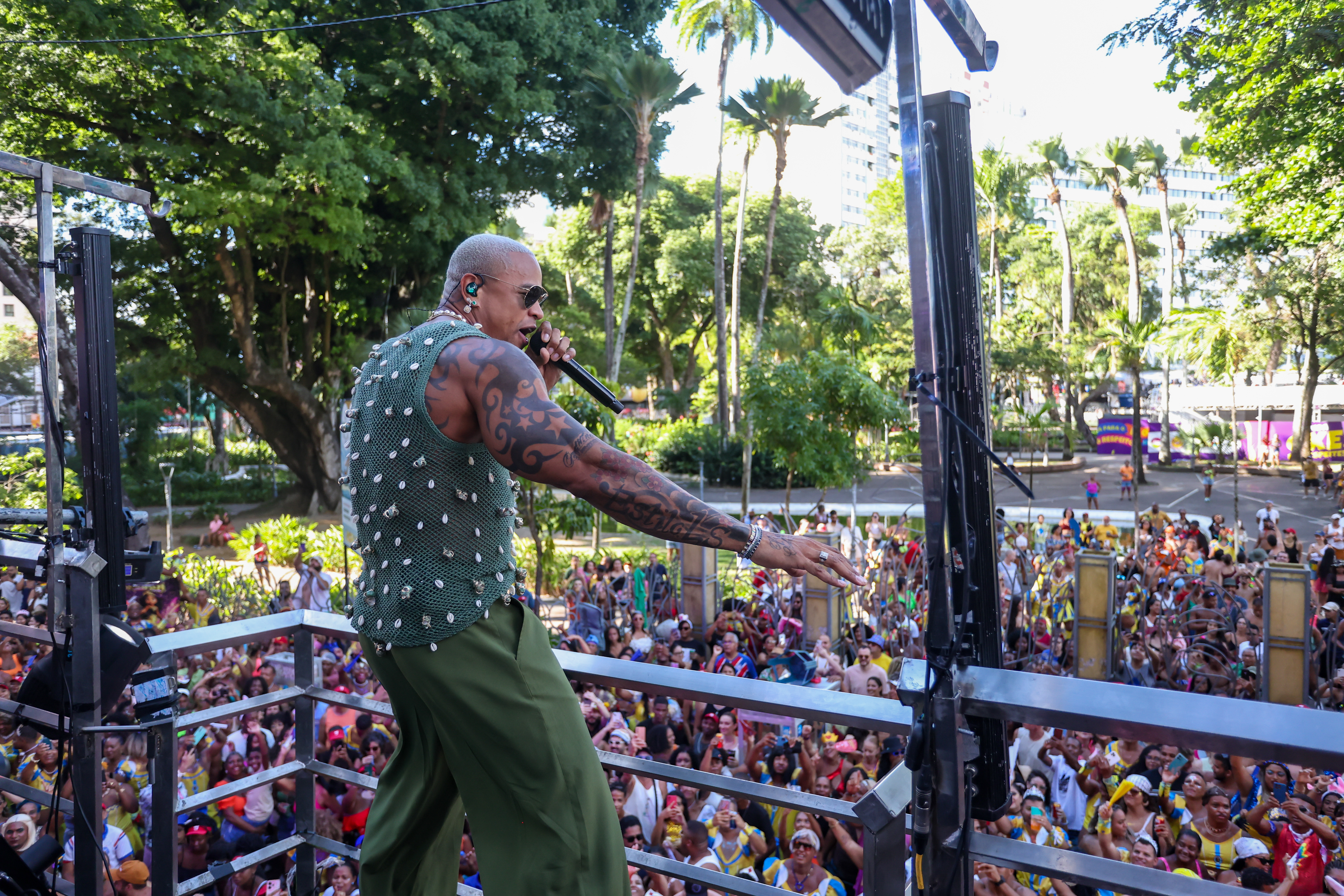 Com mais de 11 milhões de minutos assistidos, A TARDE Folia 2026 quadruplica audiência da Claro TV