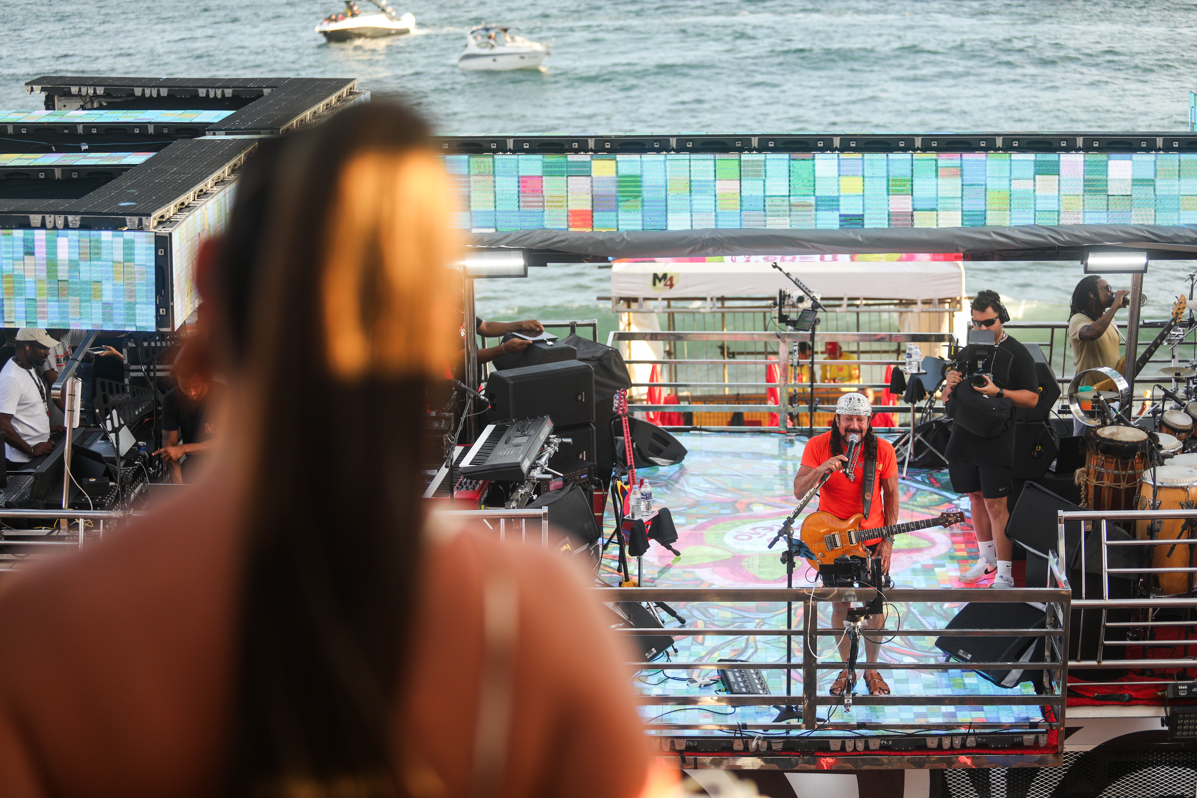 Com mais de 11 milhões de minutos assistidos, A TARDE Folia 2026 quadruplica audiência da Claro TV