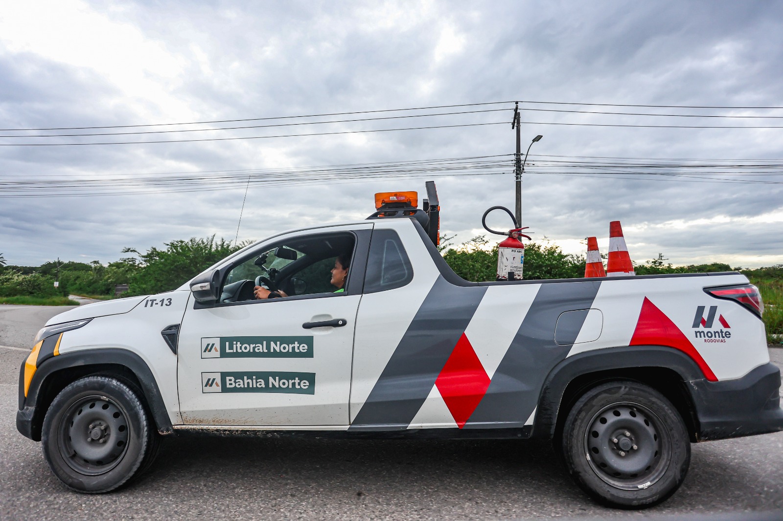 Da enfermagem à rodovia: a história da mulher que desafia estereótipos