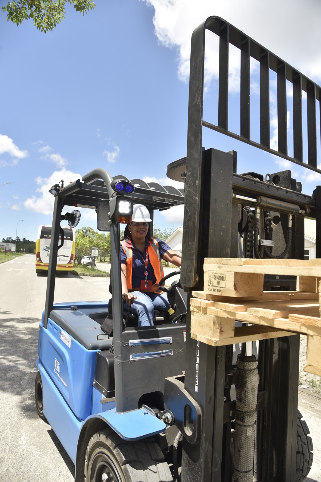 "Foque no seu sonho": Conheça Érica, a mulher que herdou a profissão do pai