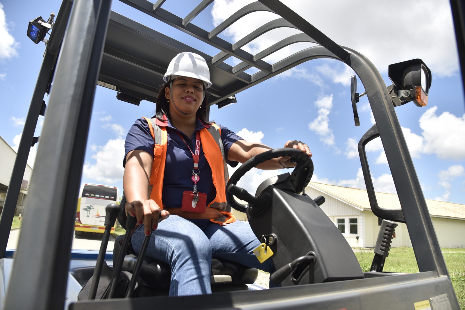 "Foque no seu sonho": Conheça Érica, a mulher que herdou a profissão do pai