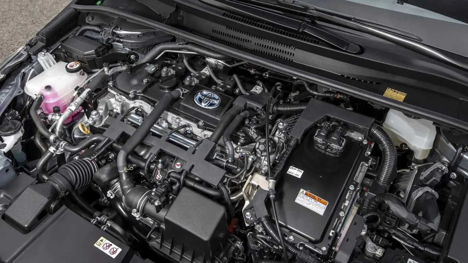 Guerra dos sedãs: Toyota reduz preço do Corolla para enfrentar a BYD