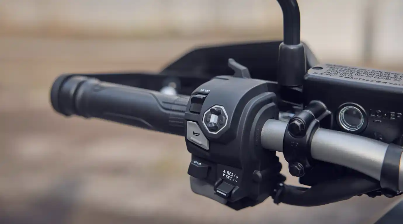 Honda lança X-ADV 2026: o SUV de duas rodas que une conforto e trilha