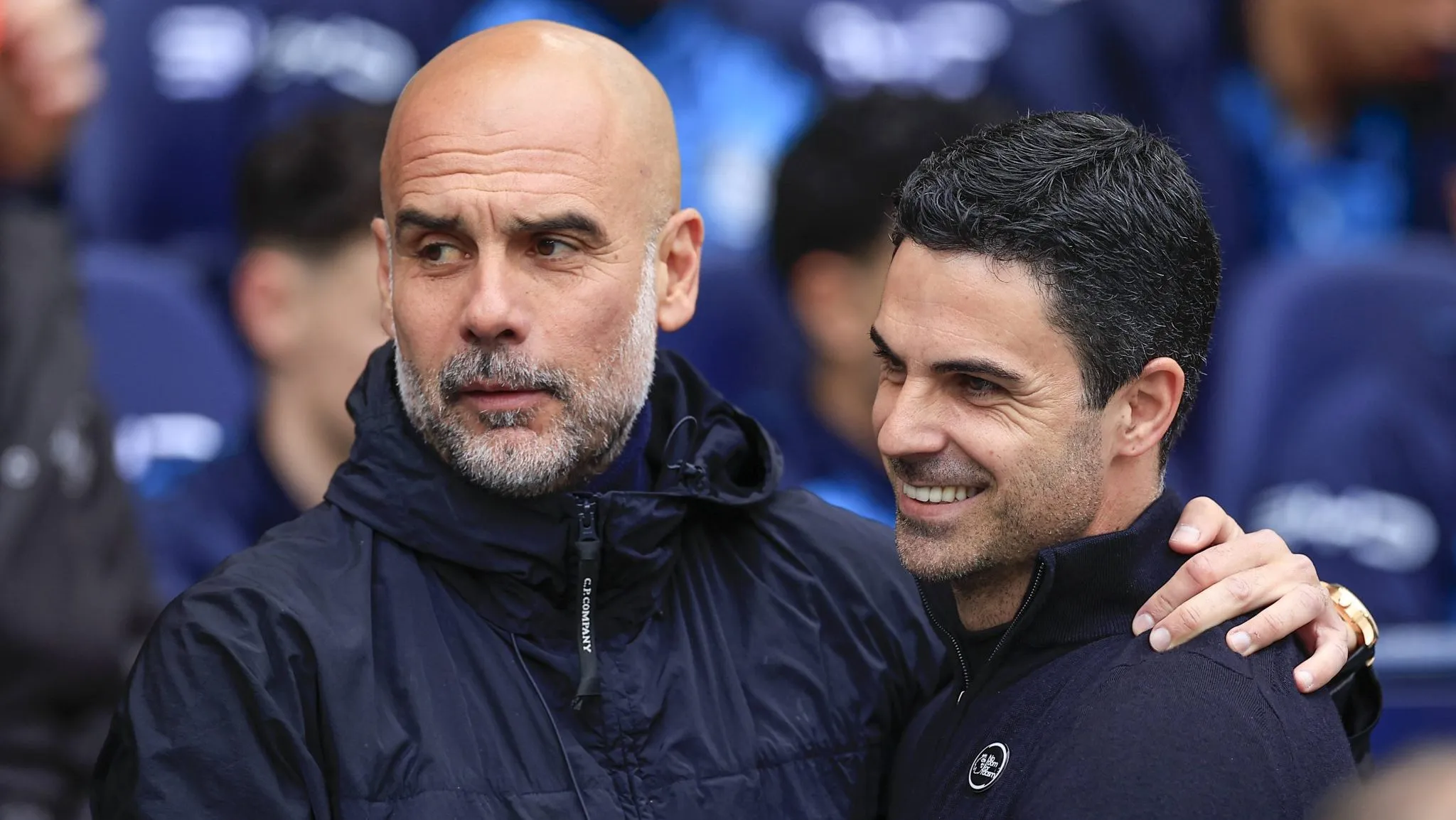 Manchester City vence e assume a liderança do Campeonato Inglês