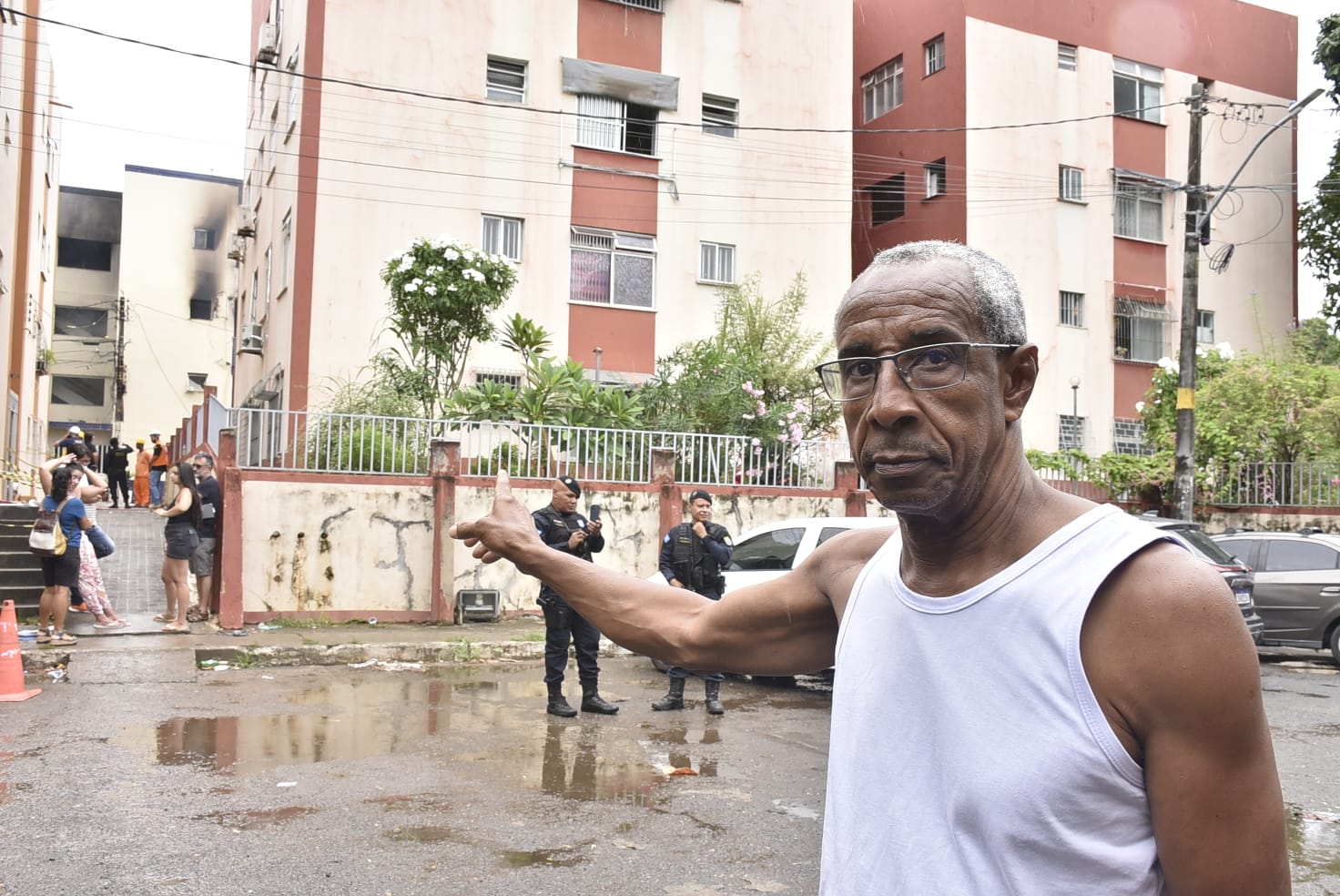 Incêndio aconteceu no bairro do Stiep e deixou ao menos 16 feridos.