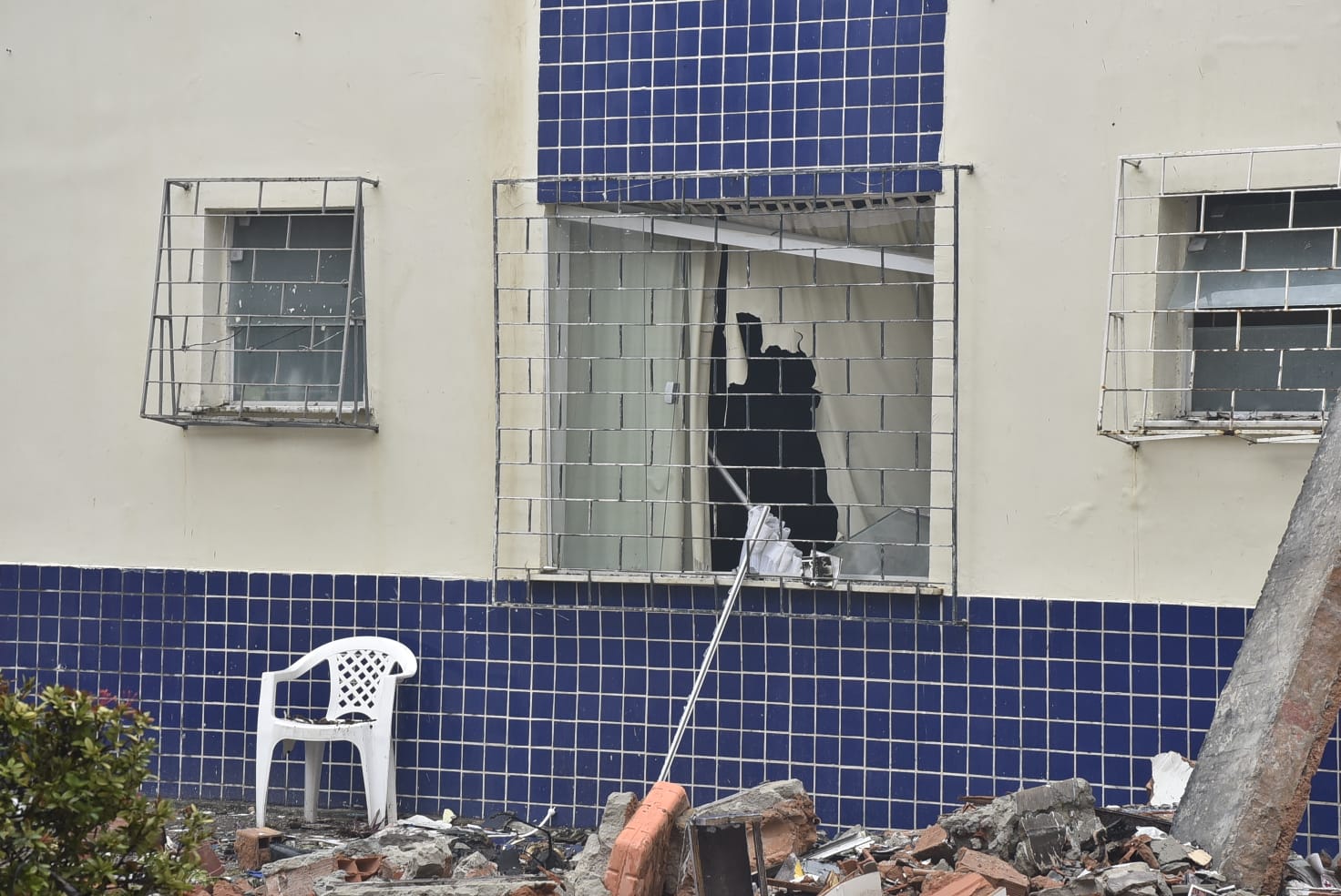 Incêndio aconteceu no bairro do Stiep e deixou ao menos 16 feridos.