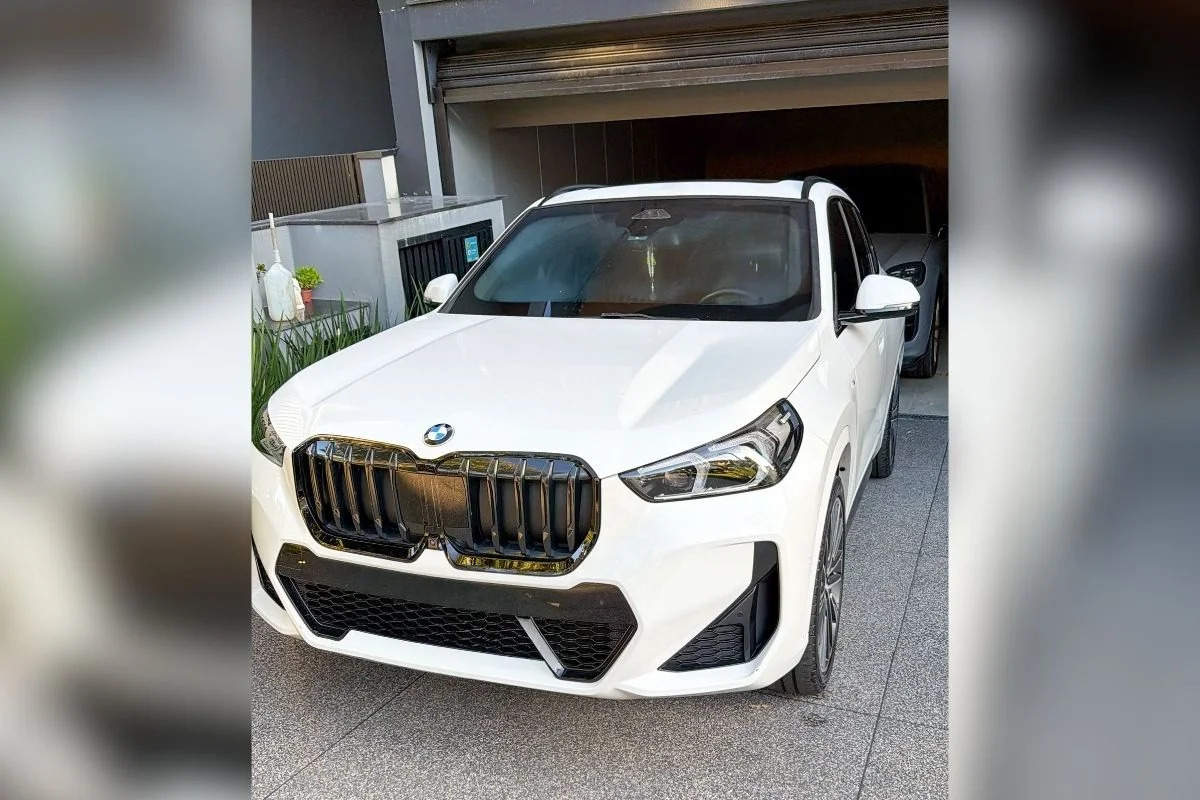 Carro de luxo apreendido durante operação da PF