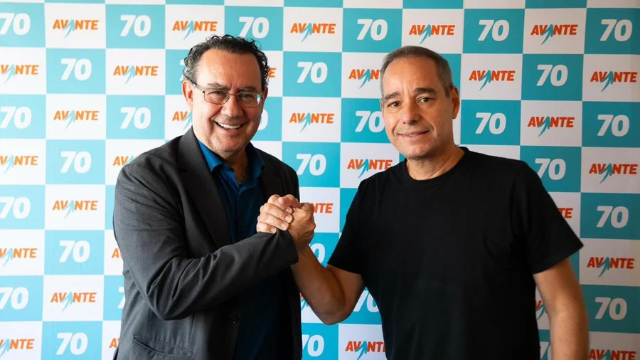 Escritor Augusto Cury se filia ao Avante