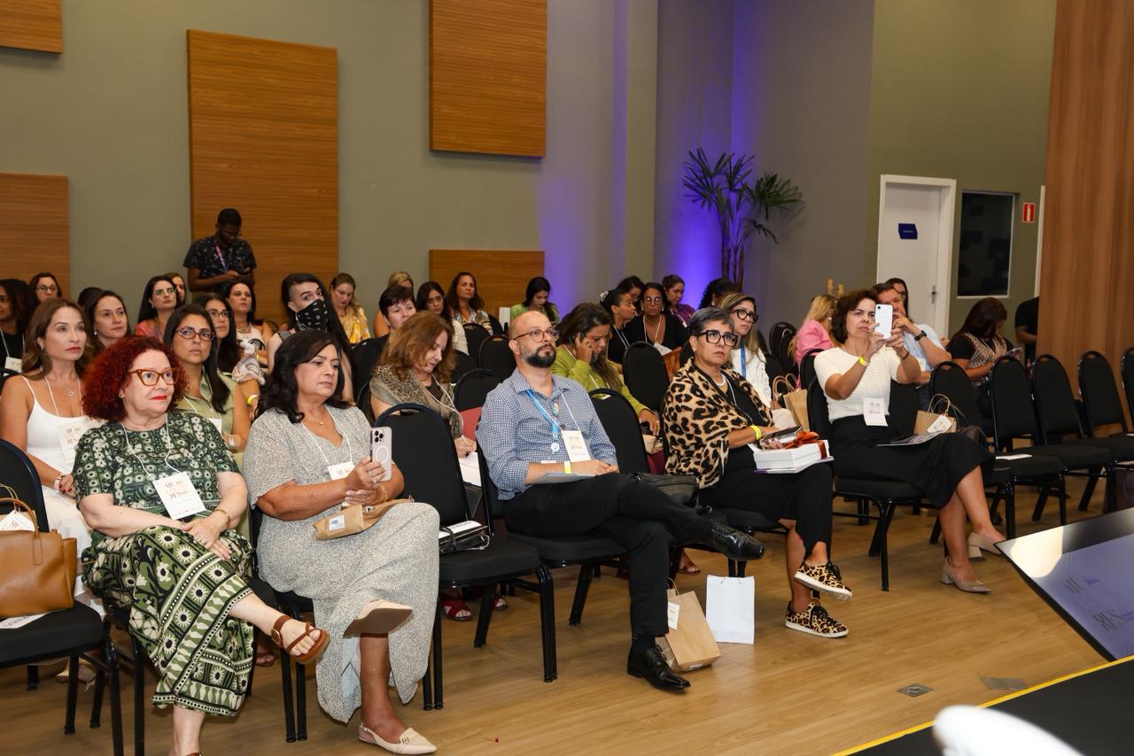 Conferência Mulheres em Pauta