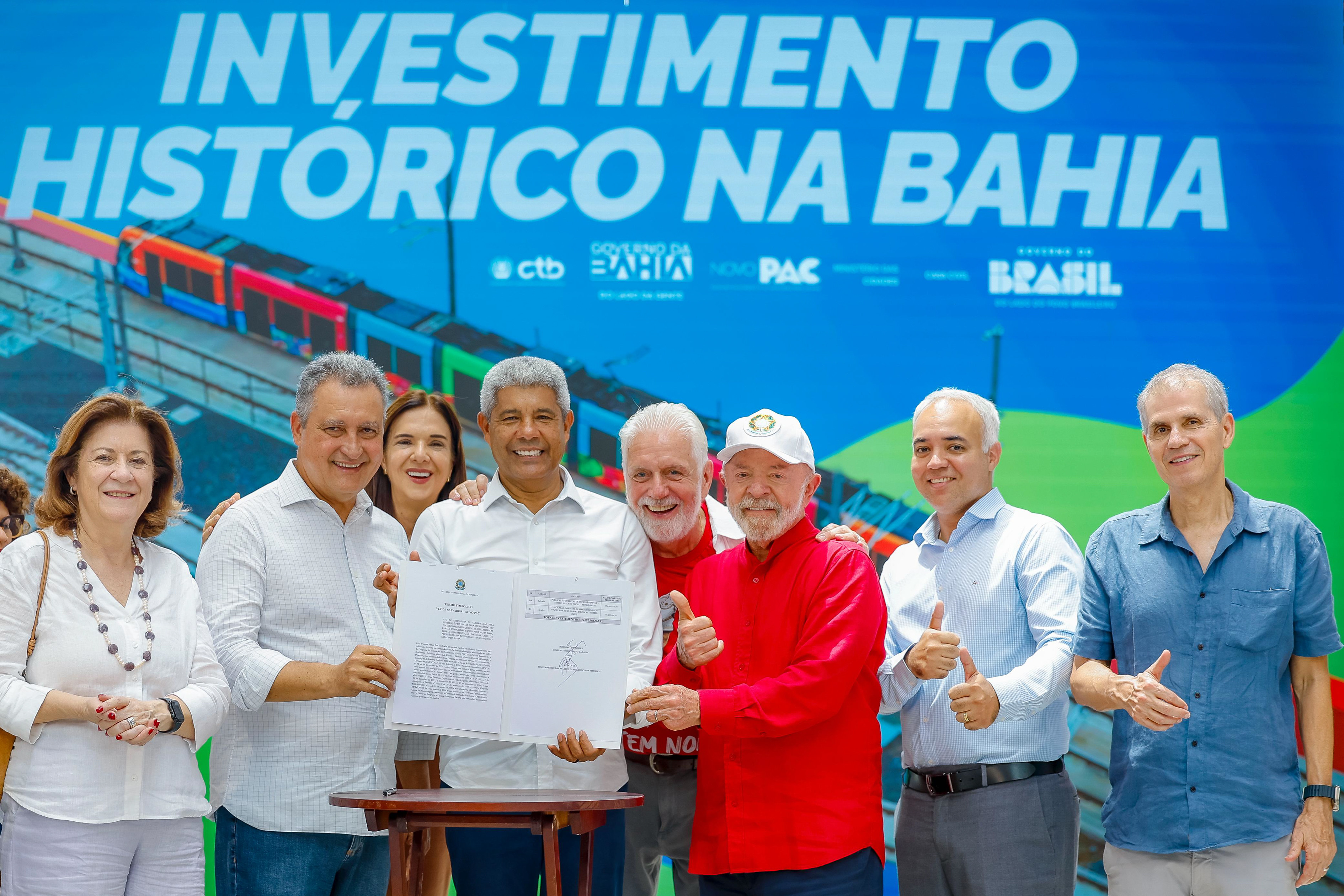 Lula assina ordem para estudos do VLT