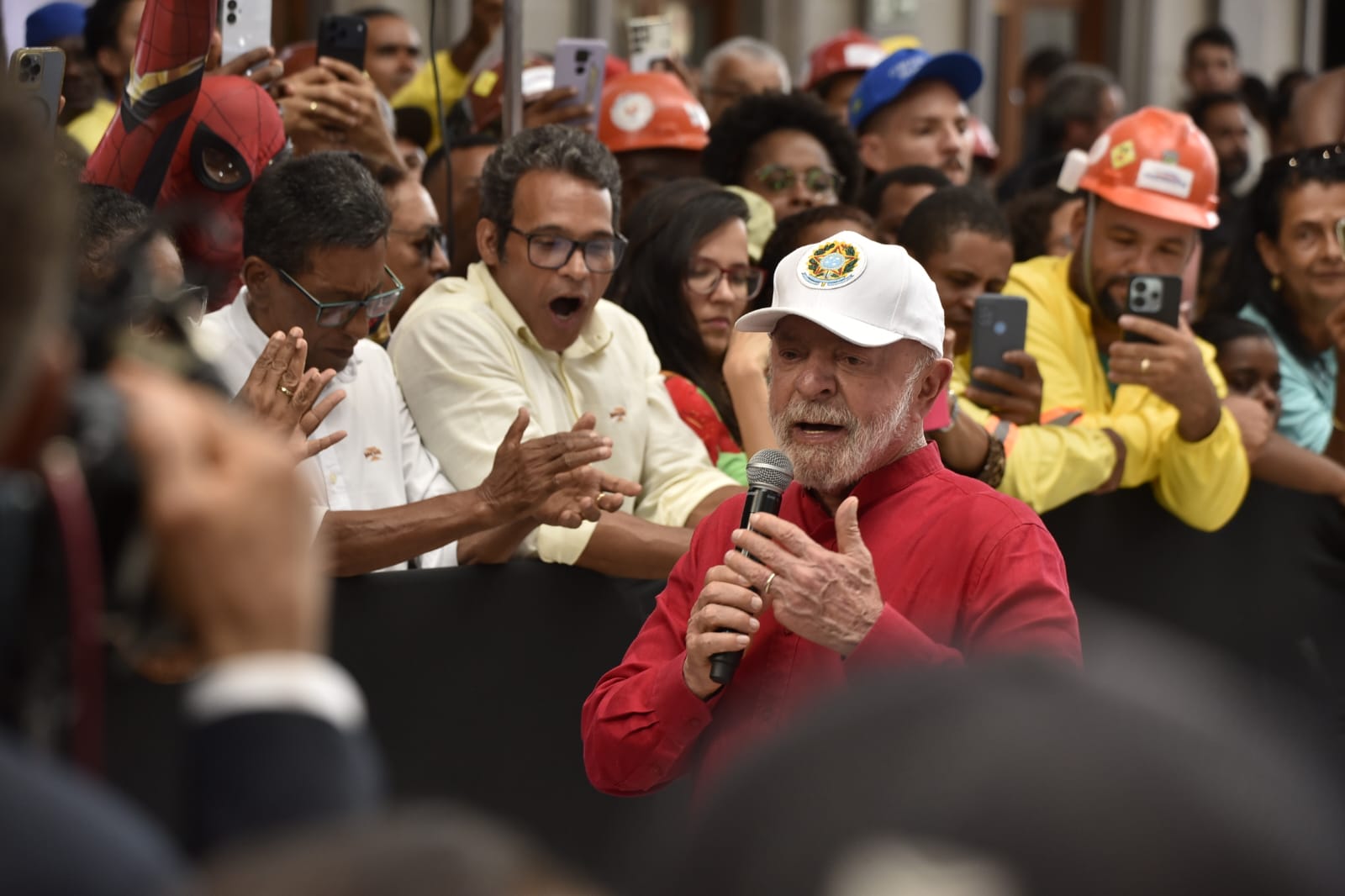 Lula discursa durante agenda na Cidade Baixa