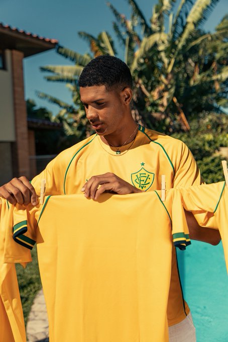 Vitória lança camisas especiais do Brasil para a Copa do Mundo 2026