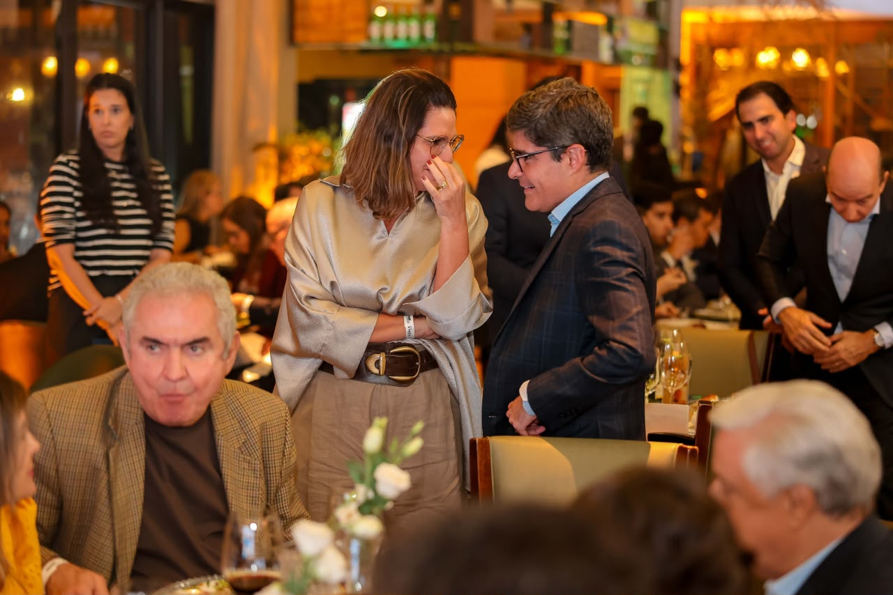 ACB e A TARDE reúnem lideranças políticas e empresariais para discutir desafios do país