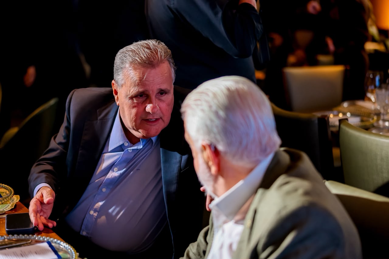 ACB e A TARDE reúnem lideranças políticas e empresariais para discutir desafios do país