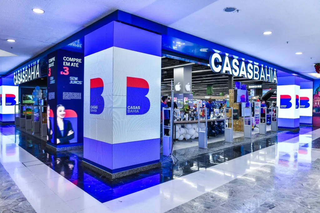 Após fechar lojas, Casas Bahia vende eletrodomésticos por menos de R$ 500