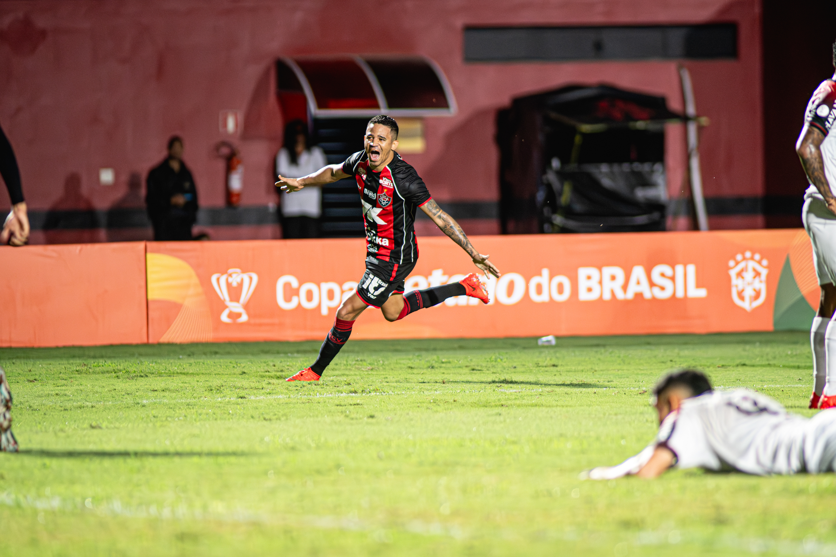 Após milagre no Barradão, saiba premiação milionária do Vitória na Copa do Brasil
