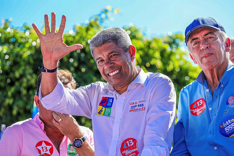 Bahia não tem eleição descasada entre governador e senador desde 1962