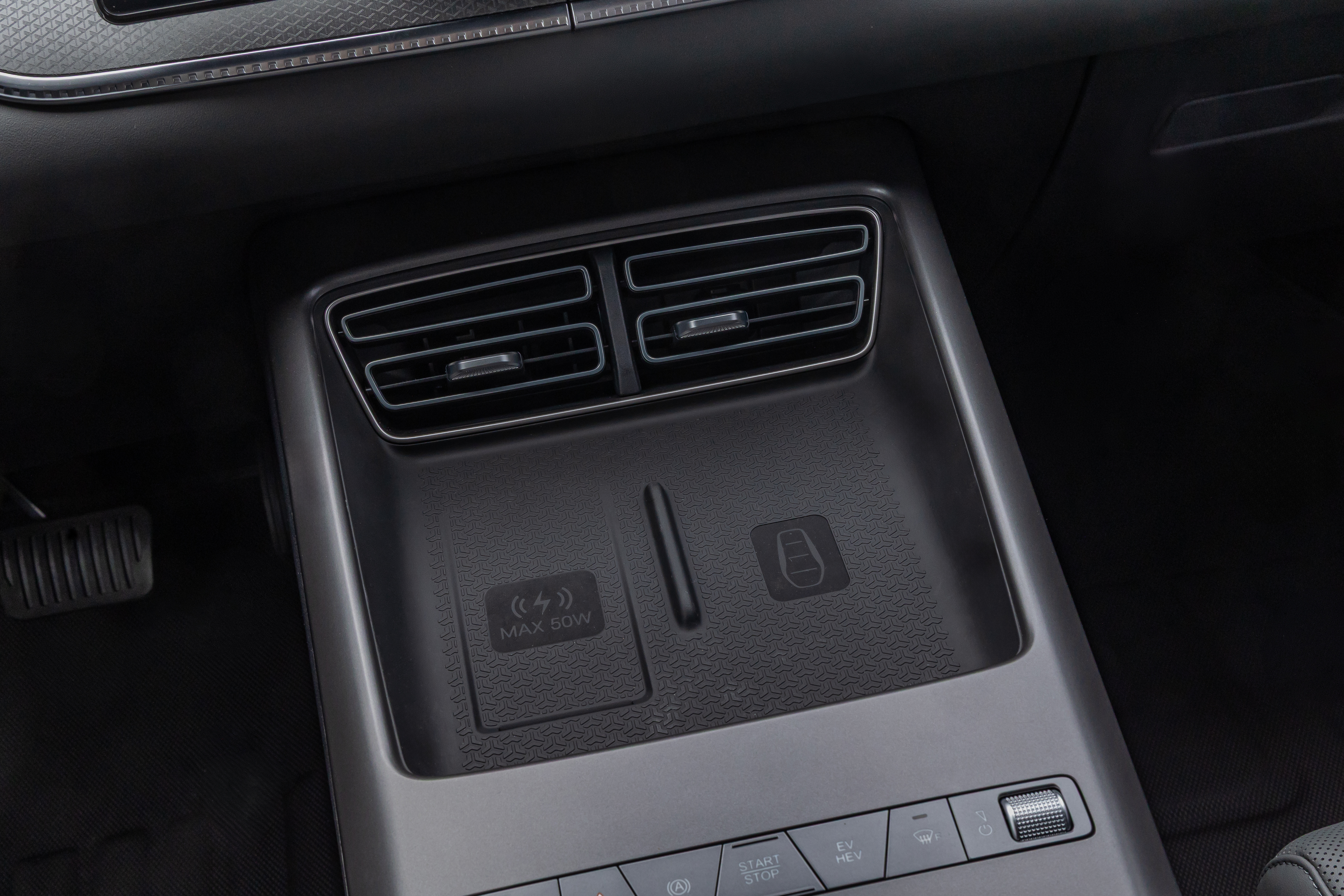 BYD lança Song Pro Flex, o primeiro híbrido plug-in a etanol da marca; veja detalhes