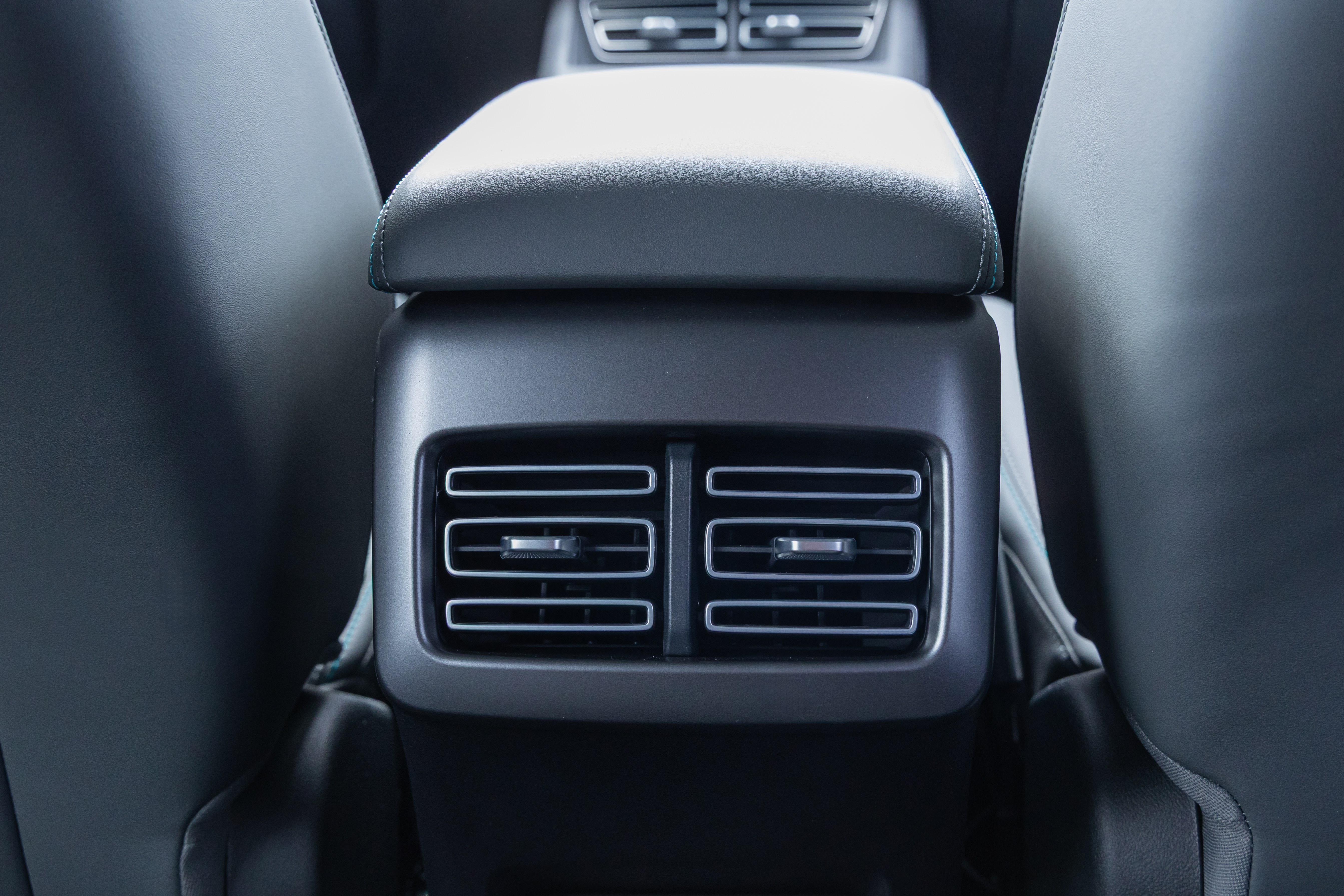 BYD lança Song Pro Flex, o primeiro híbrido plug-in a etanol da marca; veja detalhes