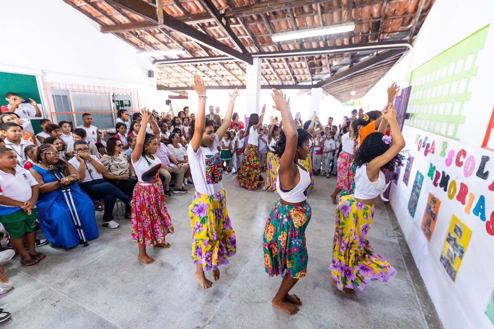 Escola de Camaçari é revitalizada e ganha estrutura modernizada