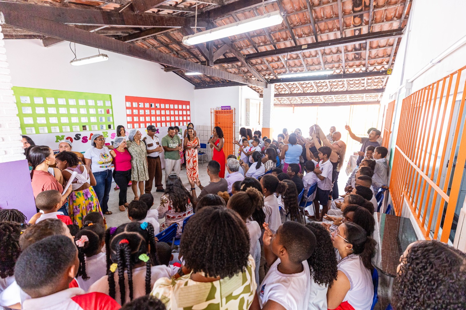 Escola de Camaçari é revitalizada e ganha estrutura modernizada