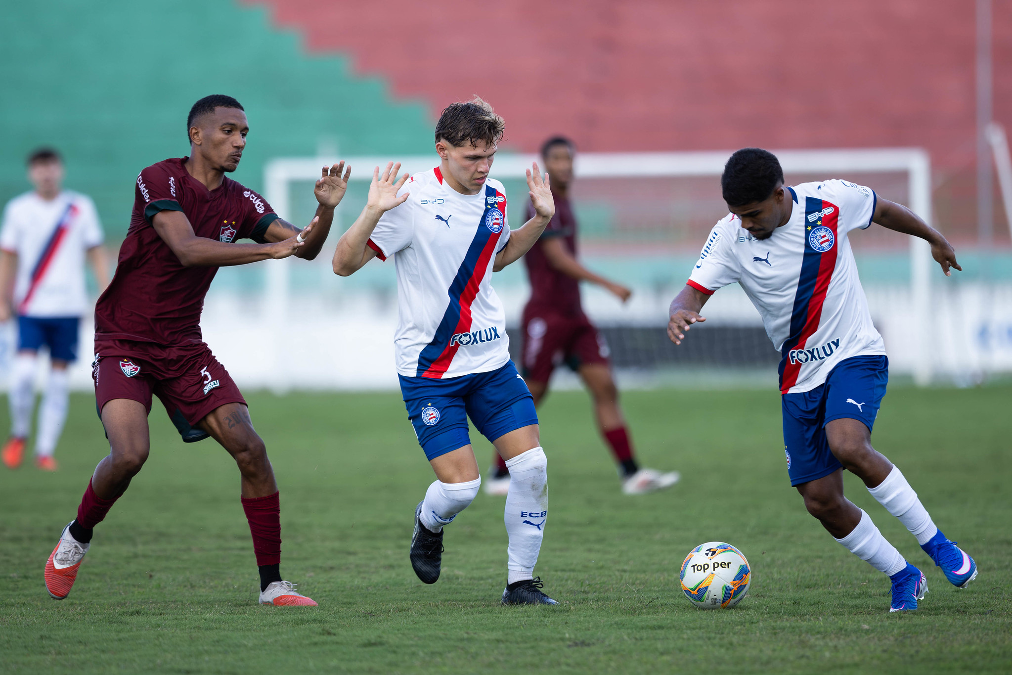 Lance de Bahia e Flu