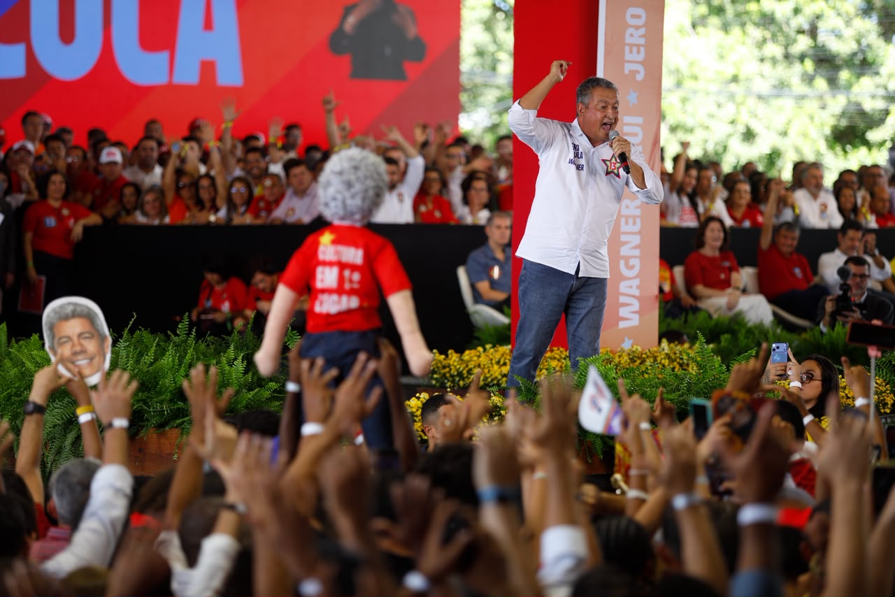 Jerônimo Rodrigues oficializa candidatura à reeleição sob as bênçãos de Lula