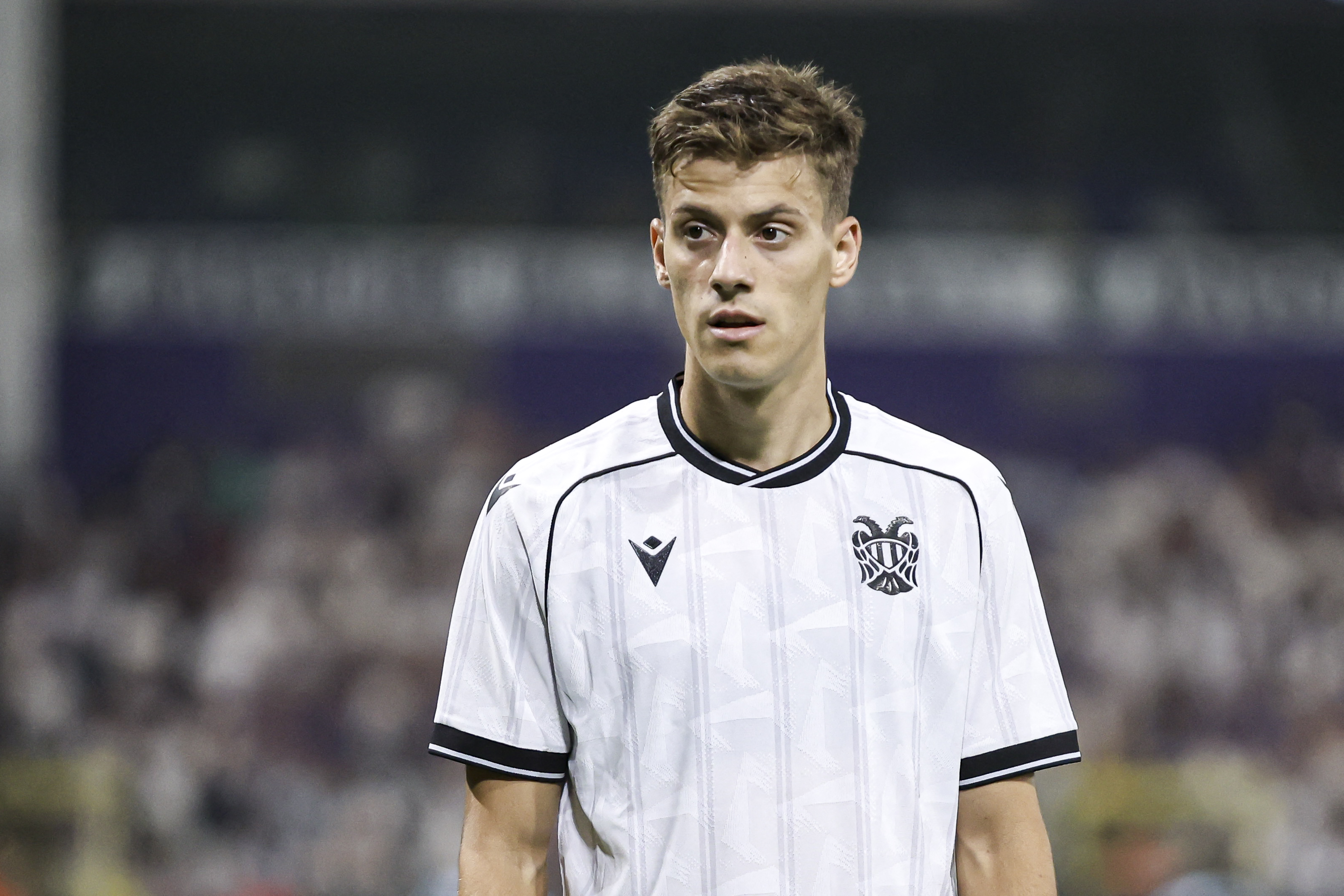 Torcedores do PAOK se revoltaram com a saída de Giannis Konstantelias para o Borussia Dortmund