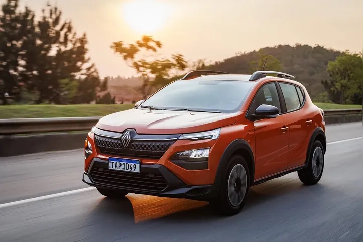 Motoristas lotam concessionárias após lançamento do Move Brasil