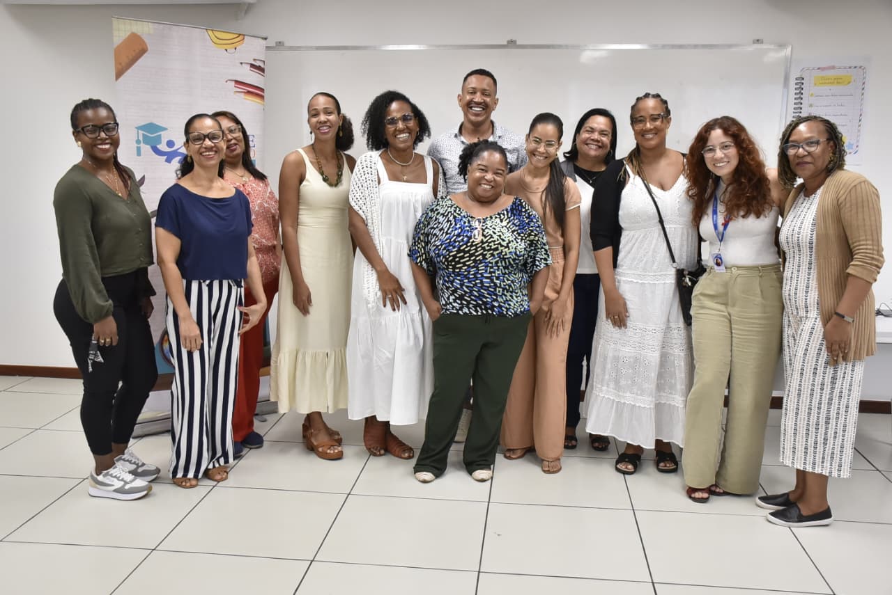 Professores de Salvador participam de formação sobre leitura e escrita