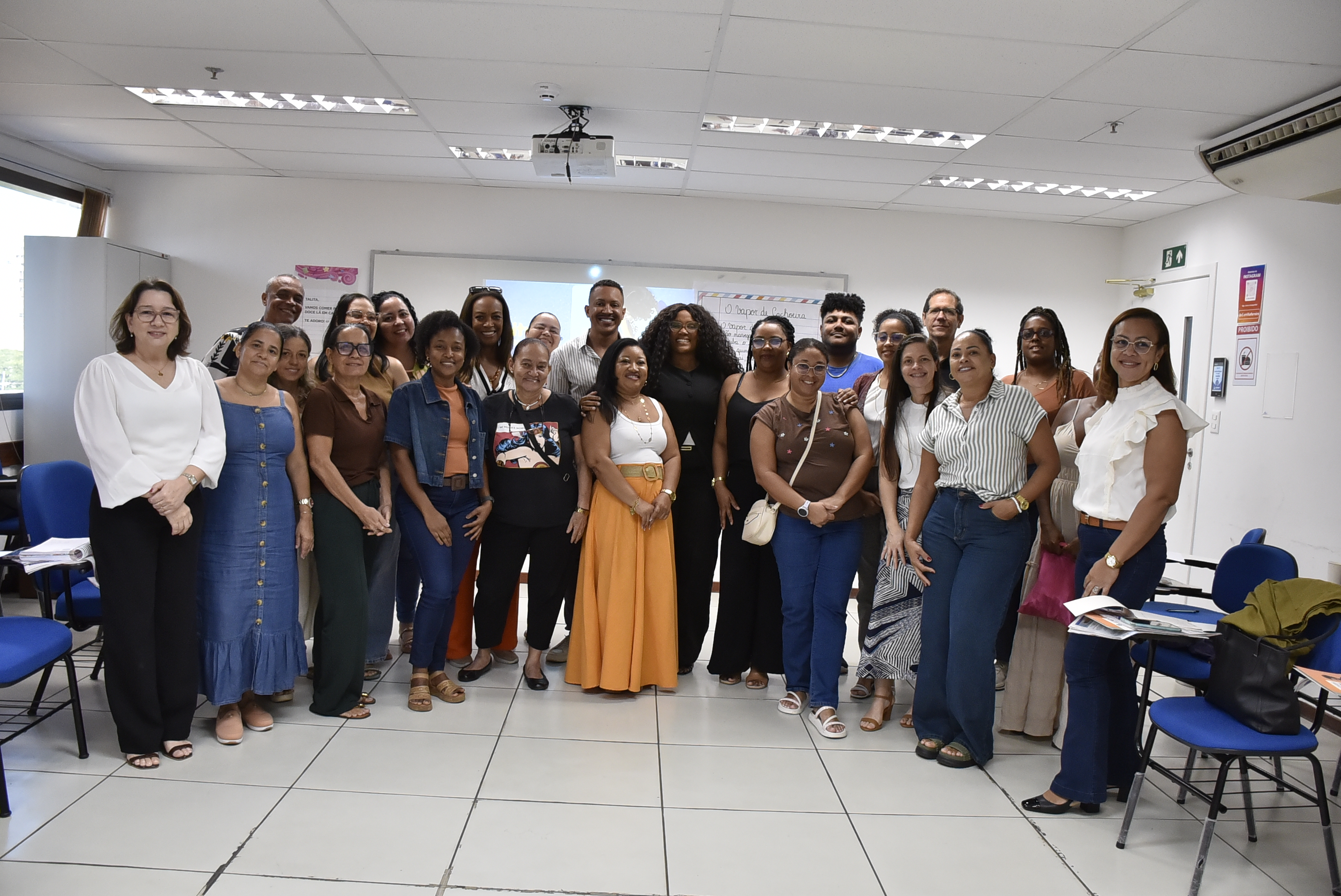 A TARDE EDUCAÇÃO A Tarde Educação Realiza formação em Salvador, Centro de Formação de Professores Emília Ferreiro , Costa Azul. Na foto: movimentação no evento com professores e participantes. Repórter Vitória Sacramento. Foto: José Simões/Ag A TARDE. Data:10/08/26