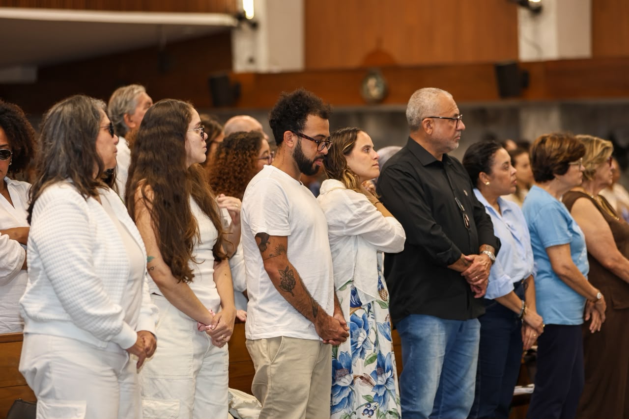 Um ano sem Preta Gil: missa reúne fãs, amigos e familiares em Salvador