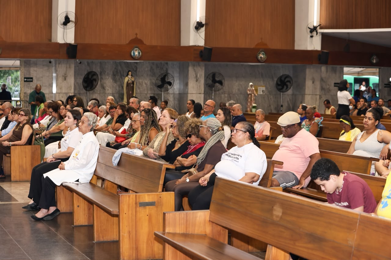 Um ano sem Preta Gil: missa reúne fãs, amigos e familiares em Salvador