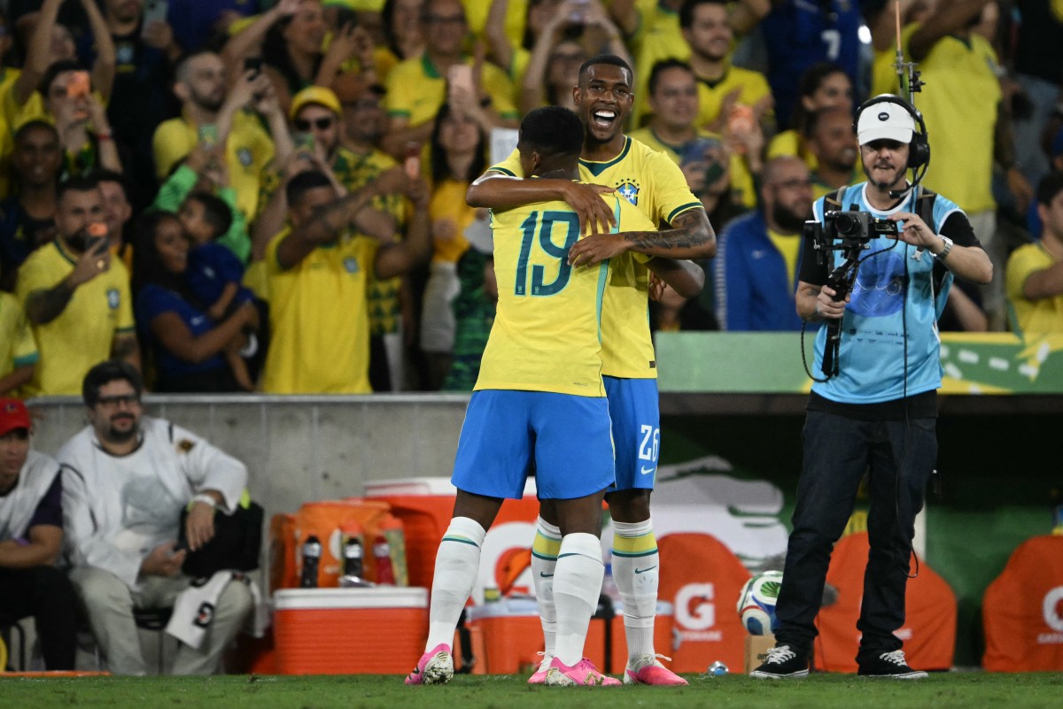 Vini Jr. brilha e Seleção Brasileira atropela o Panamá antes da Copa