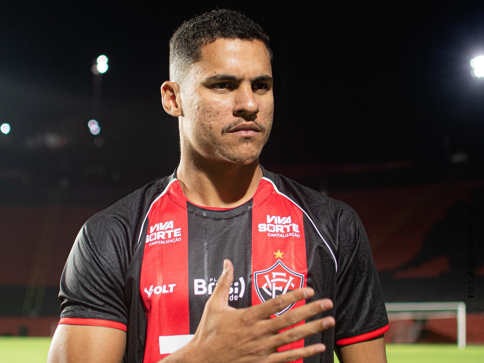 Vitória ganha novo reforço para o BaVi do Brasileirão; saiba quem
