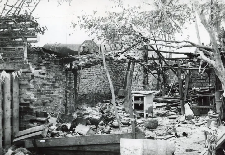Casas destruídas pelo fogo