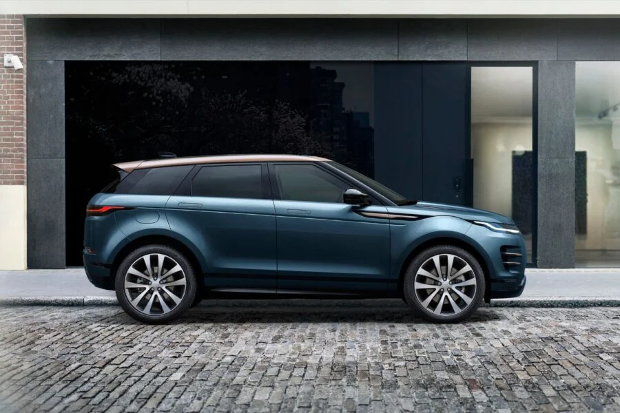 Carro de luxo sai de linha com desconto de R$ 100 mil